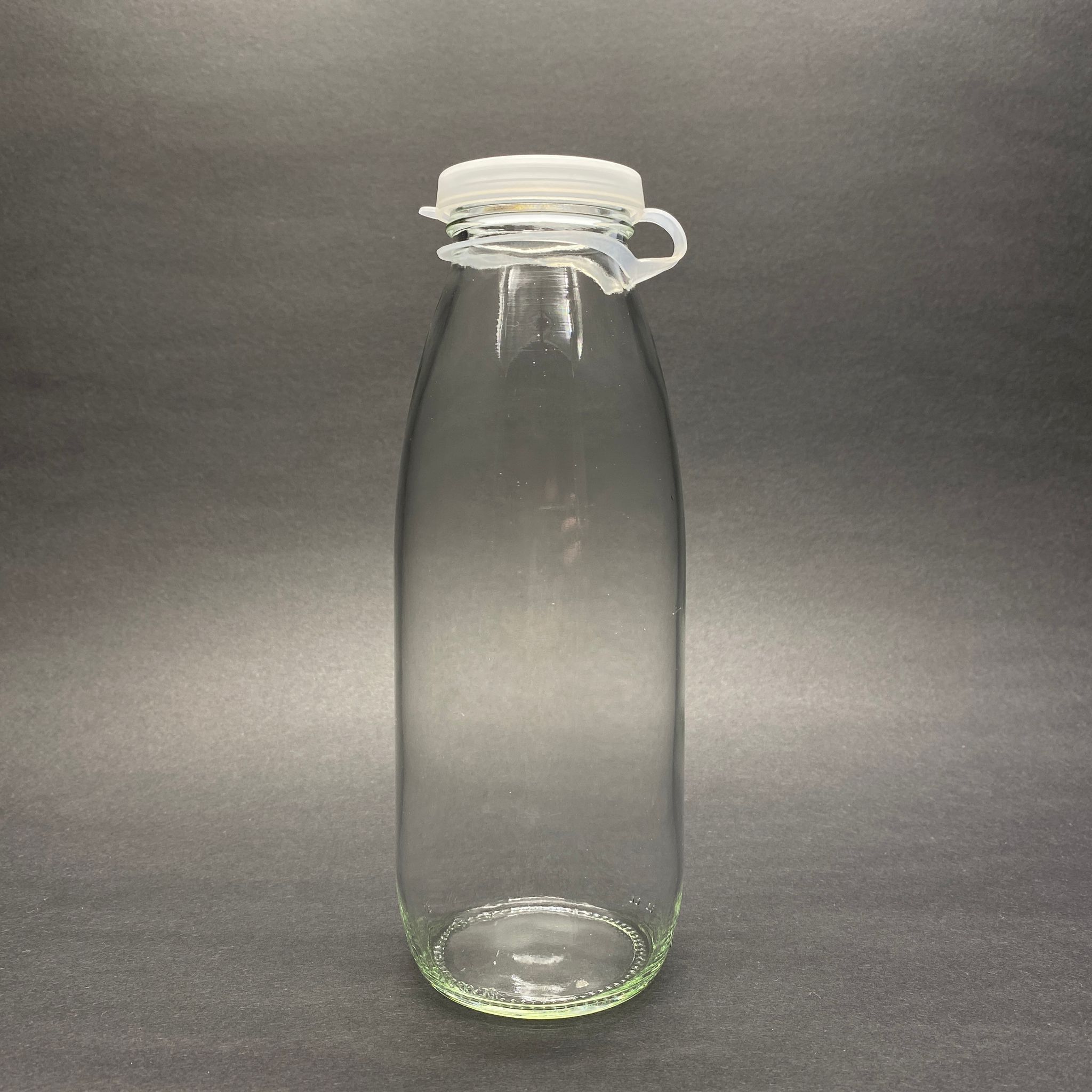 500 CC PAŞABAHÇE CAM AYRAN - SÜT ŞİŞESİ - PLASTİK KAPAKLI - 500 ML KAPAKLI CAM ŞİŞE PAŞABAHÇE - ŞİŞECAM ÜRÜN KODU: 133850