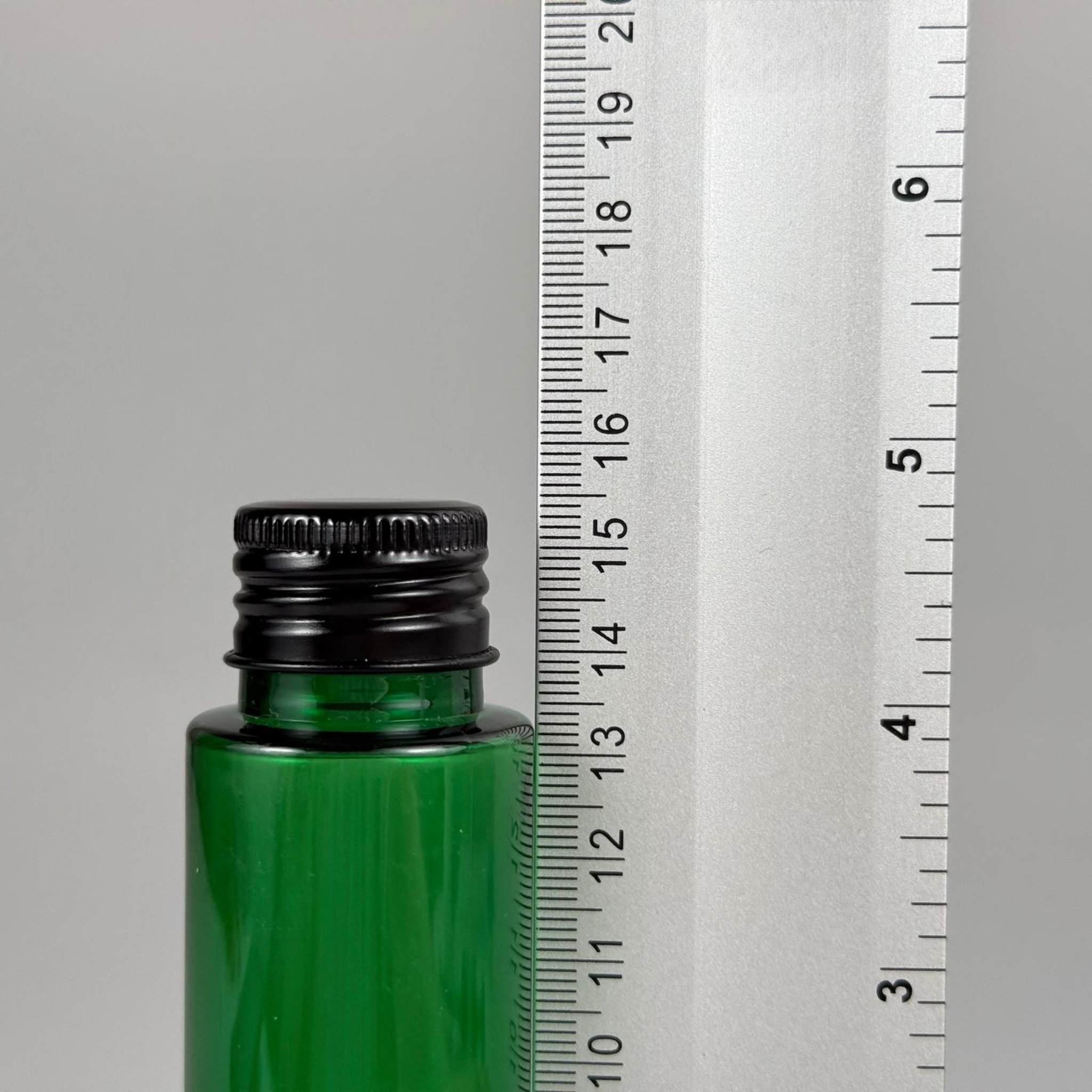 100 CC UZUN SİLİNDİR YEŞİL PET ŞİŞE (24 GR - 24 AĞIZ ) + KÖPÜK CONTALI SİYAH METAL ALÜMİNYUM KAPAK + KOLONYA TIPALI TAKIM - 100 ML BİBERİYE SUYU, LAVANTA YAĞI, SAÇ SERUM, TONİK VB İÇİN PLASTİK KOZMETİK AMBALAJLARI