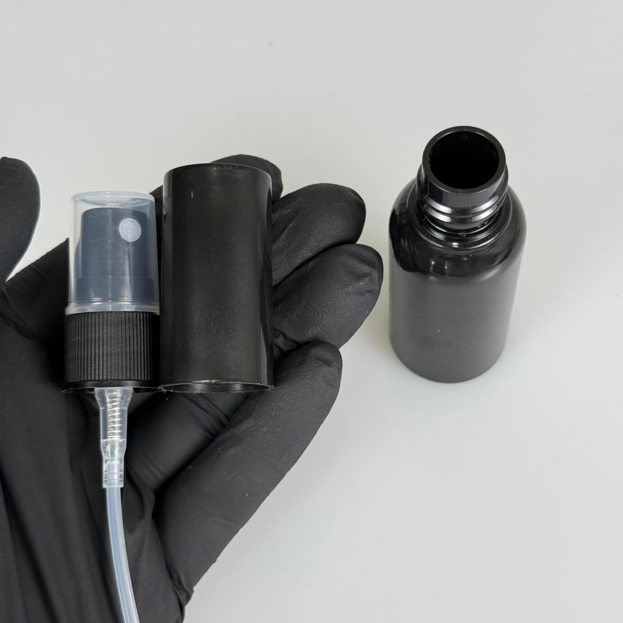 30 CC SİYAH PET ŞİŞE (8 GR) - SİYAH SPREYLİ SİYAH ÜST KAPAKLI - 30 ML SİYAH PARFÜM ŞİŞESİ - SERT PLASTİK