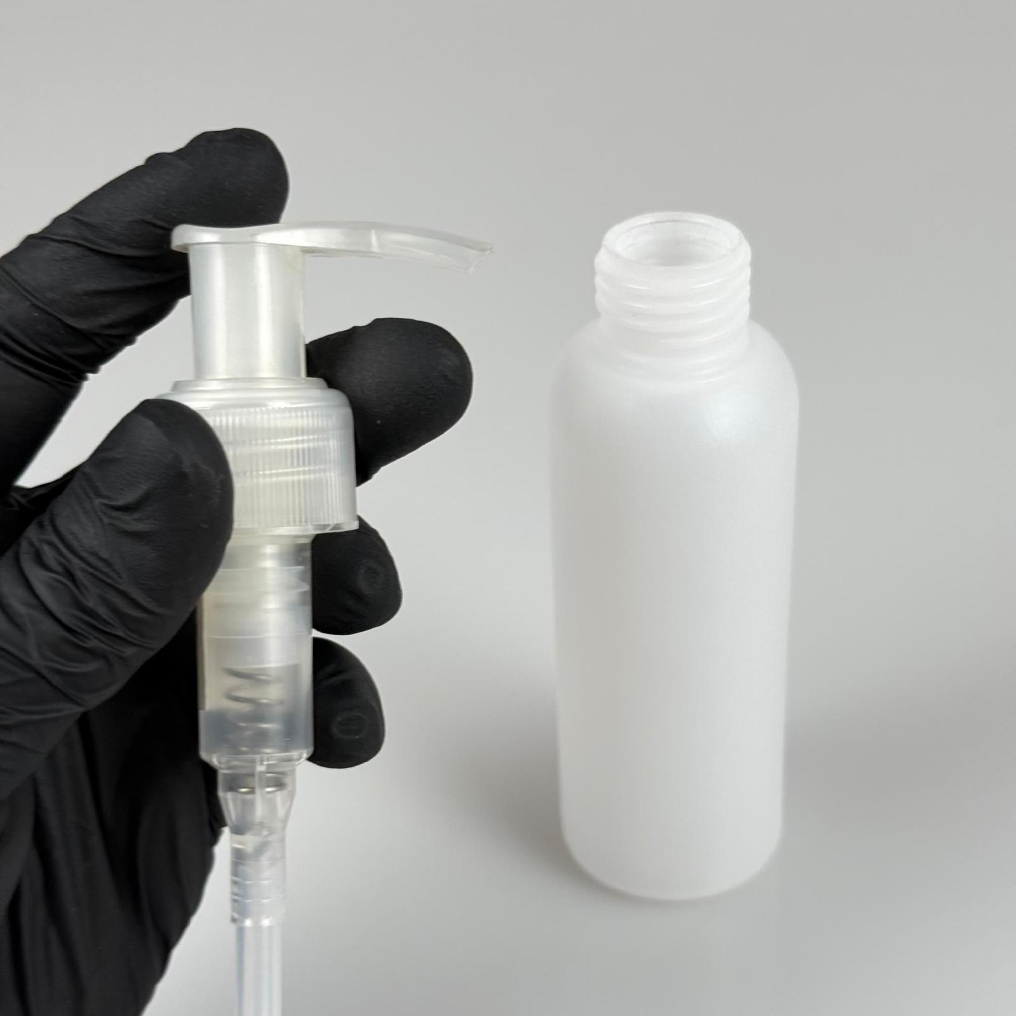 100 CC NATÜREL SERT POLİETİLEN ŞİŞE + ŞEFFAF POMPALI ( 24 MM ) - 100 ML ŞEFFAF POMPALI SERT POLİETİLEN ŞİŞE (YOĞUN KIVAMLI SIVILARDA TIKANMAZ)