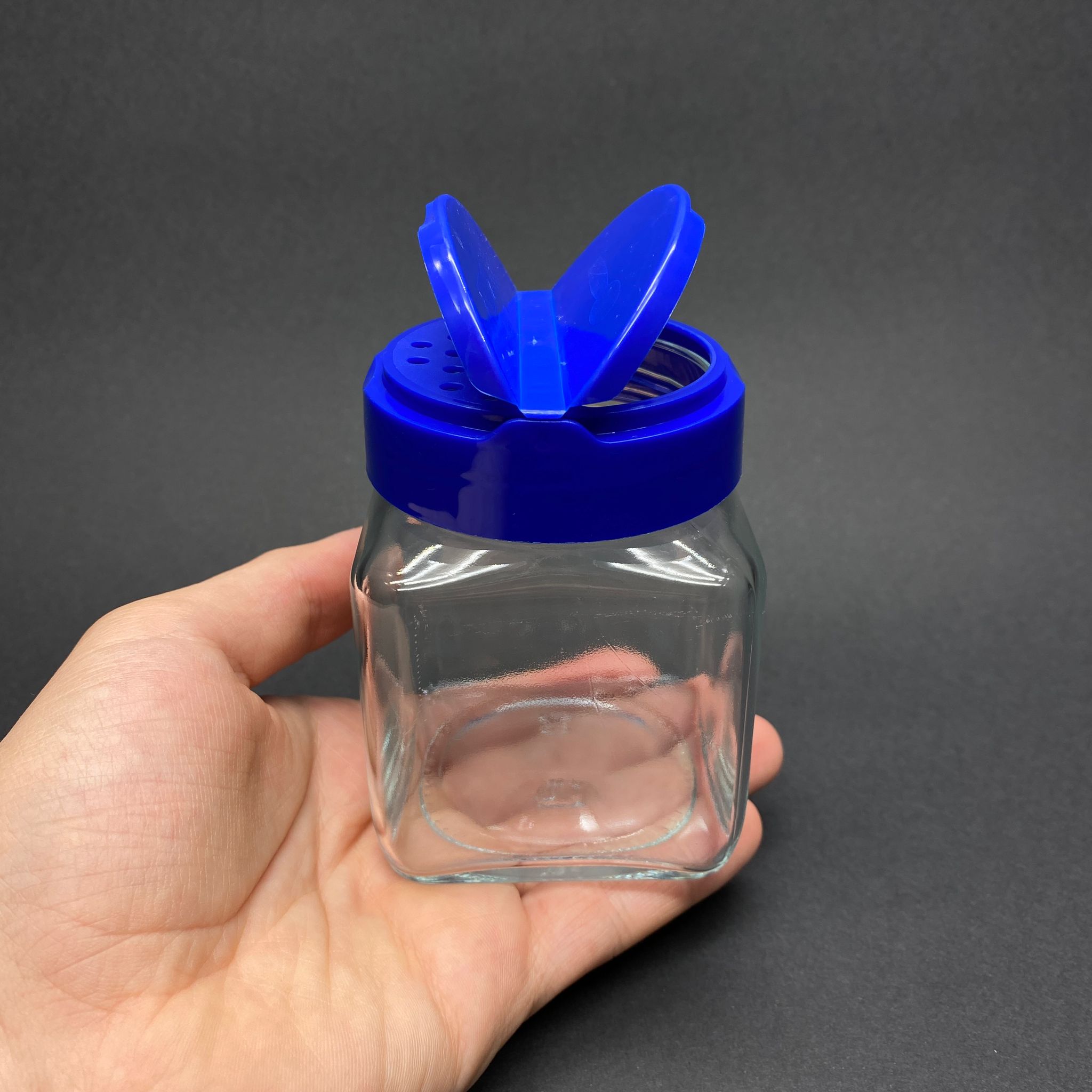 250 CC KARE CAM BAHARATLIK KAVANOZ - 250 ML KÖŞELİ BAHARAT KAVANOZU - MAVİ AÇILIR KAPANIR KAPAKLI