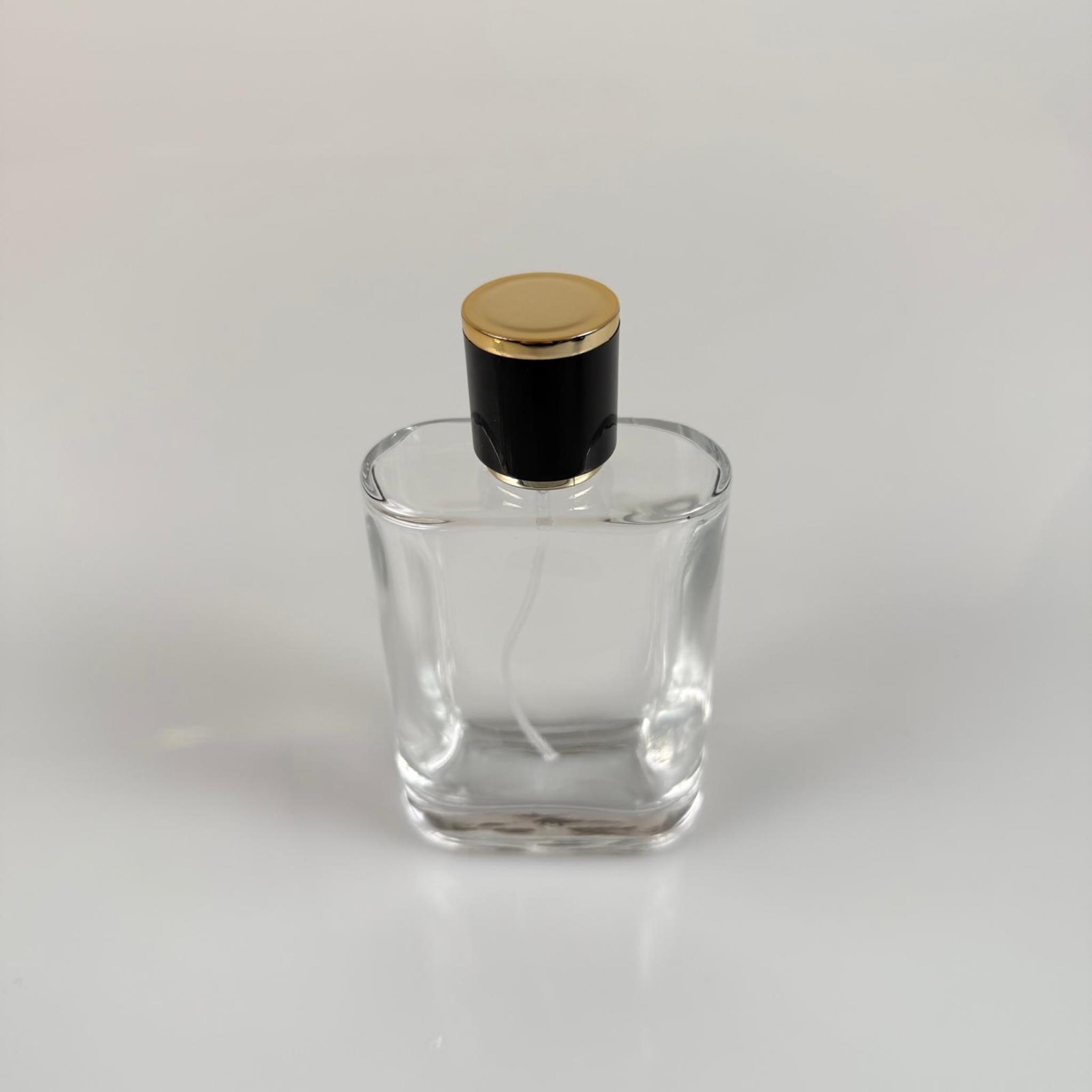 100 ML YASSI MODEL CEO PARFÜM ŞİŞESİ - GÜMÜŞ METAL SPREYLİ + GOLD SİYAH KAPAKLI (AĞIZ 15 MM GEÇME KOLAY KAPAMA)