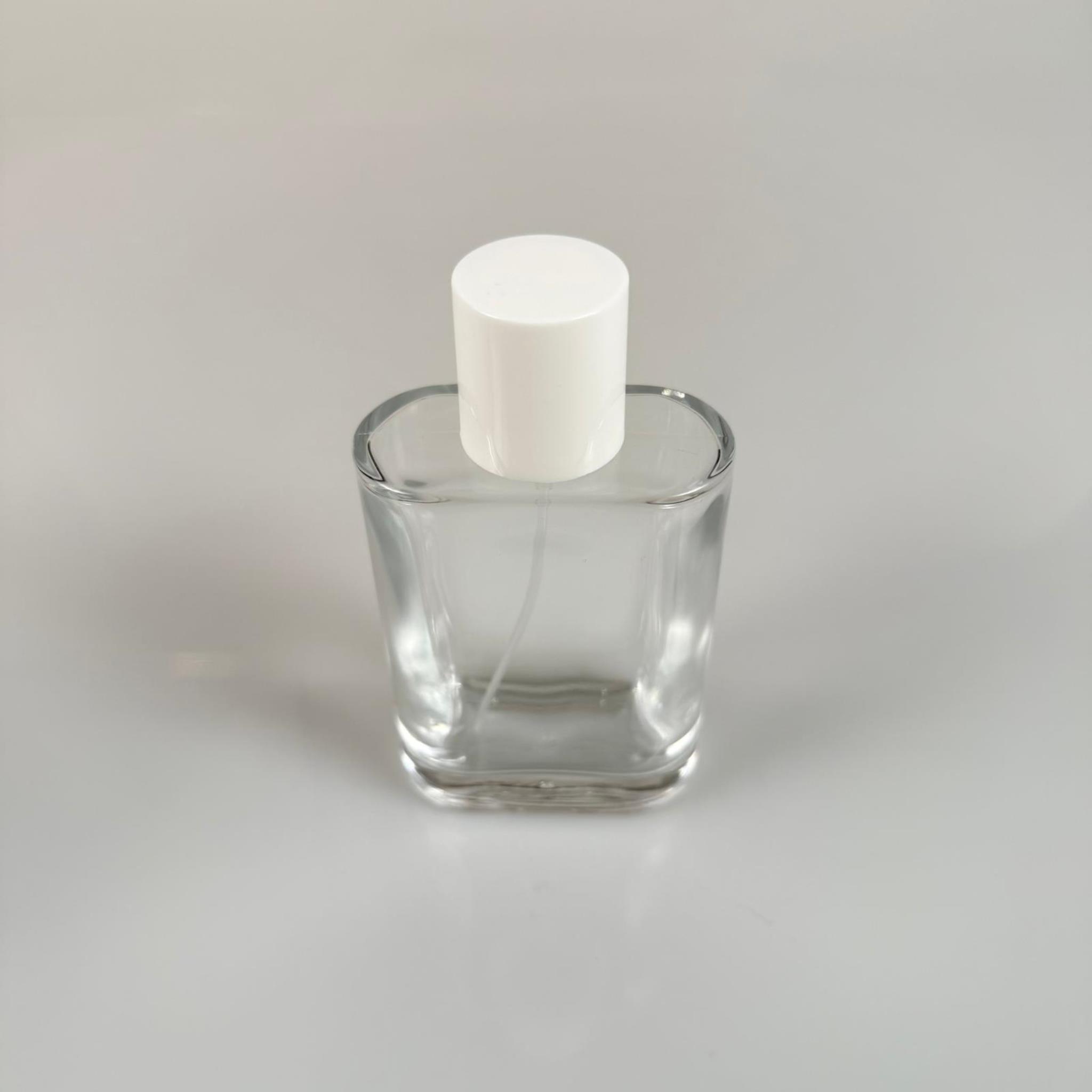 100 ML YASSI MODEL CEO PARFÜM ŞİŞESİ - GOLD METAL SPREYLİ + BEYAZ KAPAKLI (AĞIZ 15 MM GEÇME KOLAY KAPAMA)