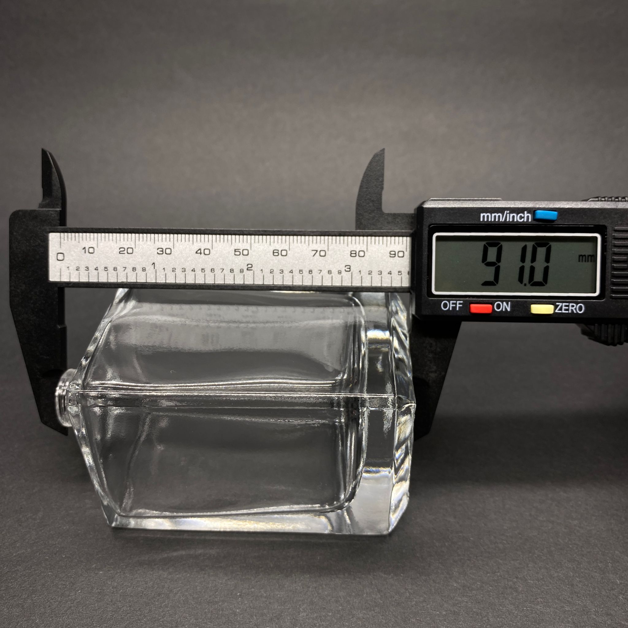 100 ML KÖŞELİ KONİK MODEL PRİZMA PARFÜM ŞİŞESİ - KAPAKSIZ (AĞIZ 15 MM GEÇME KOLAY KAPAMA)