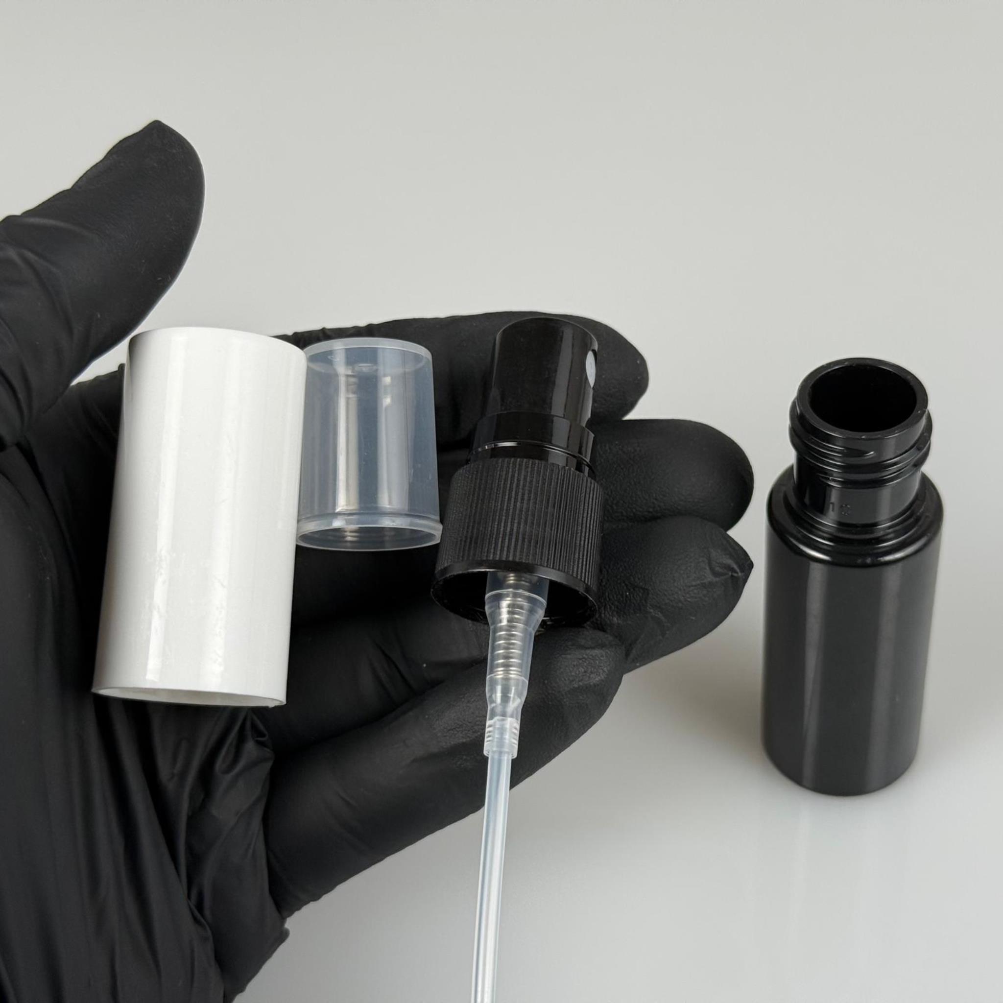 15 CC SİYAH PARFÜM ŞİŞESİ PLASTİK - SİYAH SPREY + BEYAZ KAPAK - 15 ML PARFÜM ŞİŞESİ PET