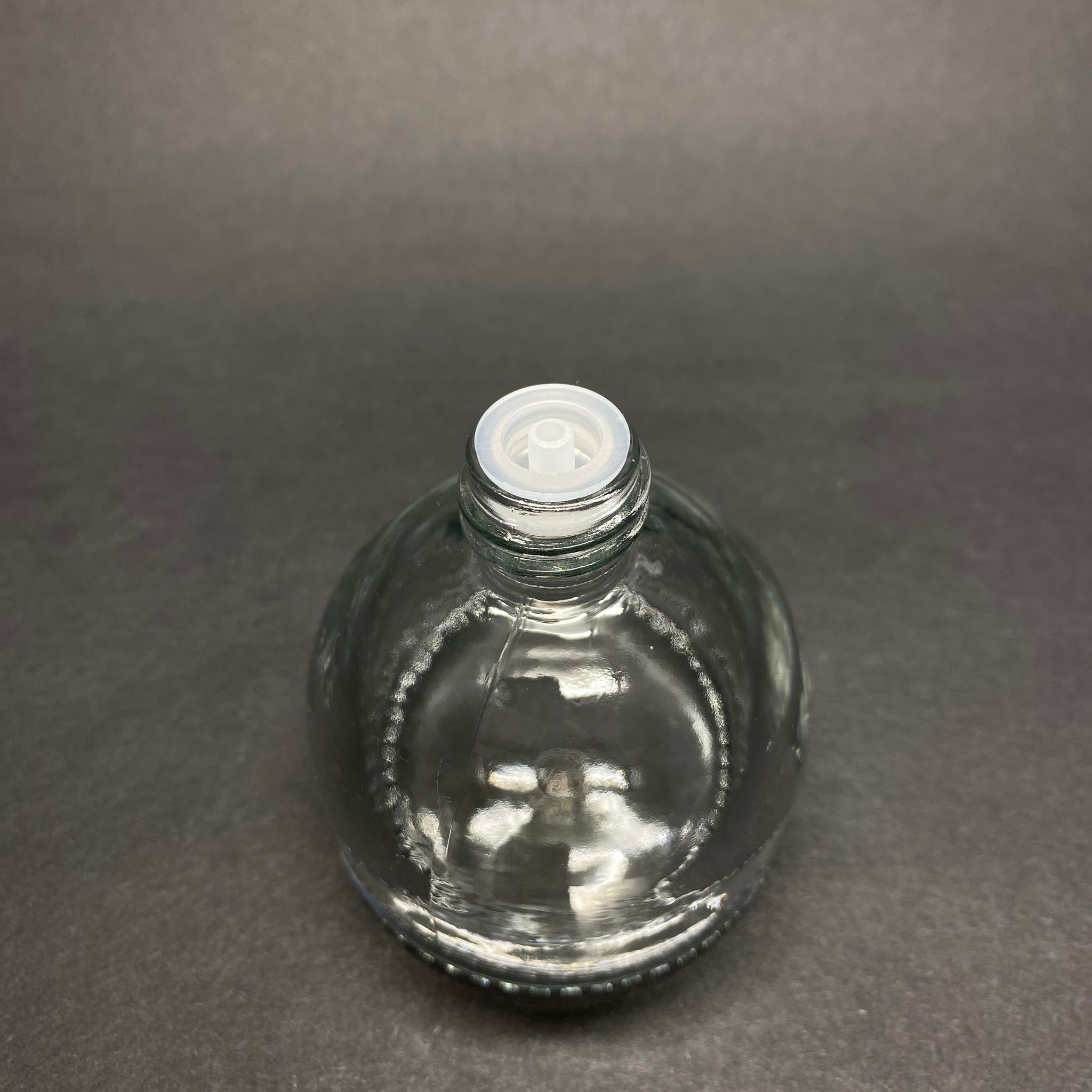 50 CC KUBBE CAM ŞİŞE + KRİSTAL KAPAK + KOLONYA TIPASI - 50 ML HEDİYELİK CAM KOLONYA ŞİŞESİ - DÜĞÜN, NİŞAN, SÖZ, KINA, CENAZE, PROMOSYON İÇİN HEDİYELİK KOLONYA ŞİŞELERİ