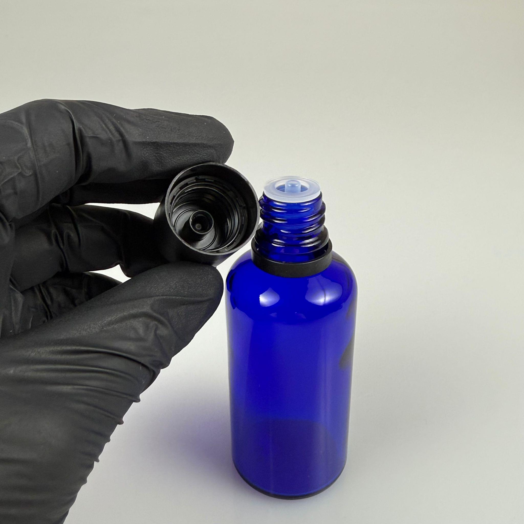 50 CC MAVİ CAM ŞİŞE + İÇTEN DAMLALIKLI ÇOCUK KİLİTLİ SİYAH KAPAK - MAVİ 50 ML KİLİT KAPAKLI DAMLATMALI ŞİŞE