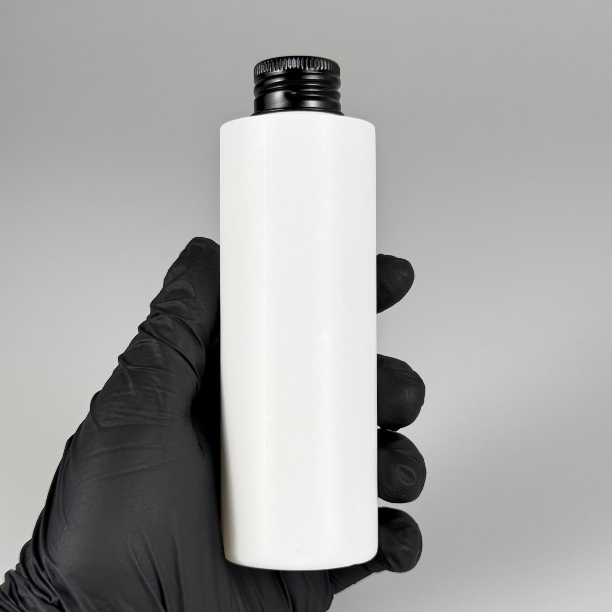 150 CC MAT BEYAZ SERT POLİETİLEN ASETON ŞİŞESİ (24 AĞIZ) + KÖPÜK CONTALI SİYAH METAL ALÜMİNYUM KAPAK TAKIM - 150 ML KAPAKLI BEYAZ PLASTİK ŞİŞELER