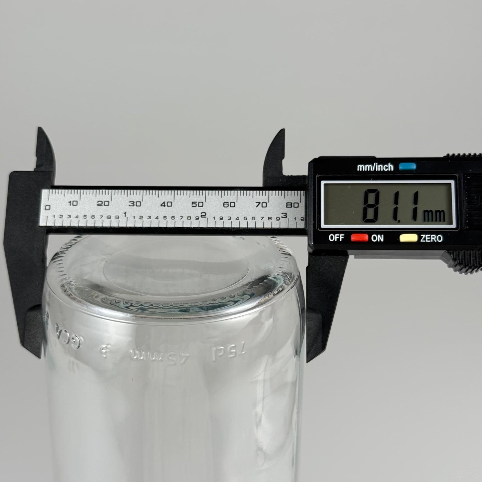 750 ML LÜKS CAM SU ŞİŞESİ - 750 CC BOŞ CAM SU ŞİŞELERİ - SİYAH ALÜMİNYUM METAL KAPAKLI (ELLE AÇILIP KAPANABİLİR) - RESTORAN, CAFE, OTEL VS İÇİN PREMİUM CAM ŞİŞE
