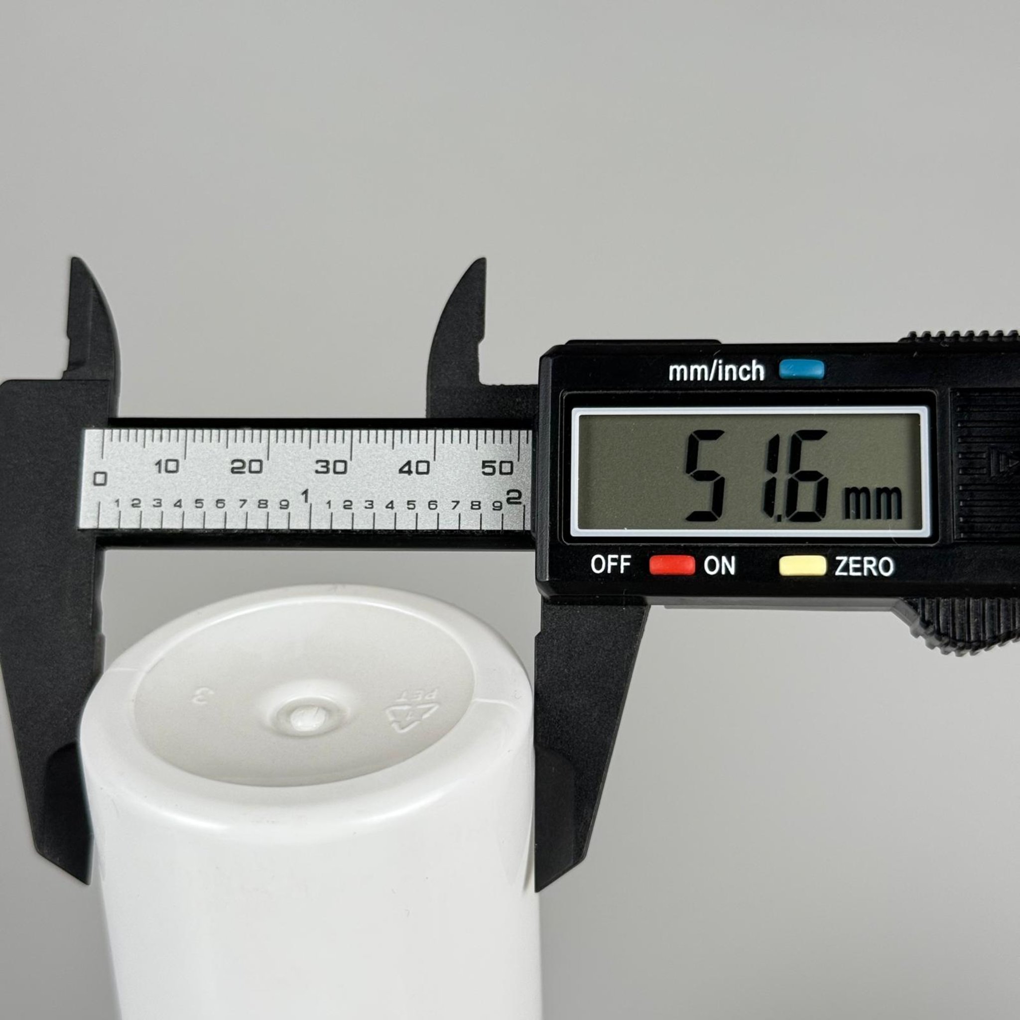 200 CC SİLİNDİR KESKİN KÜT MODEL SERT (25 GR) PET ŞİŞE - KAPAKSIZ - AĞIZ ÇAPI 24 MM - BEYAZ
