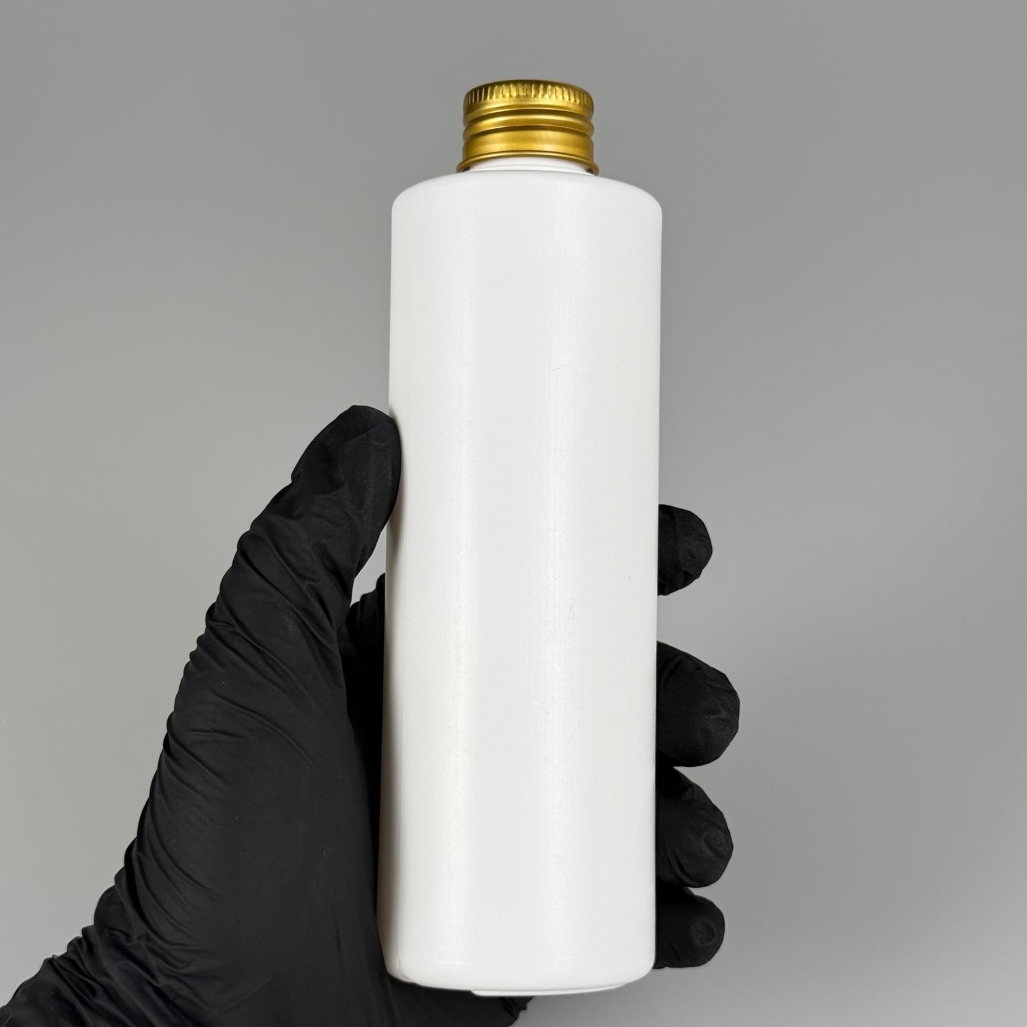 200 CC (SİLME 250 CC) BEYAZ SİLİNDİR MODEL MAT SERT POLİETİLEN ASETON ŞİŞESİ (24 AĞIZ) + KÖPÜK CONTALI GOLD METAL ALÜMİNYUM KAPAKLI TAKIM - 200 ML KAPAKLI BEYAZ PLASTİK ŞİŞELER