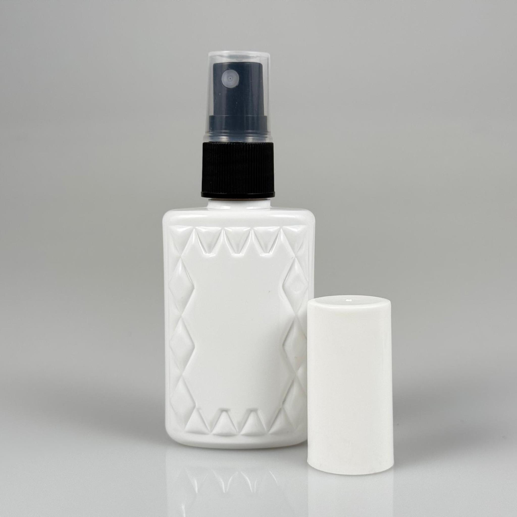 50 CC BEYAZ PET KÖŞELİ PARFÜM ŞİŞESİ  - SİYAH SPREYLİ - BEYAZ KORUMA KAPAKLI - 50 ML PLASTİK PARFÜM - KOLONYA ŞİŞESİ