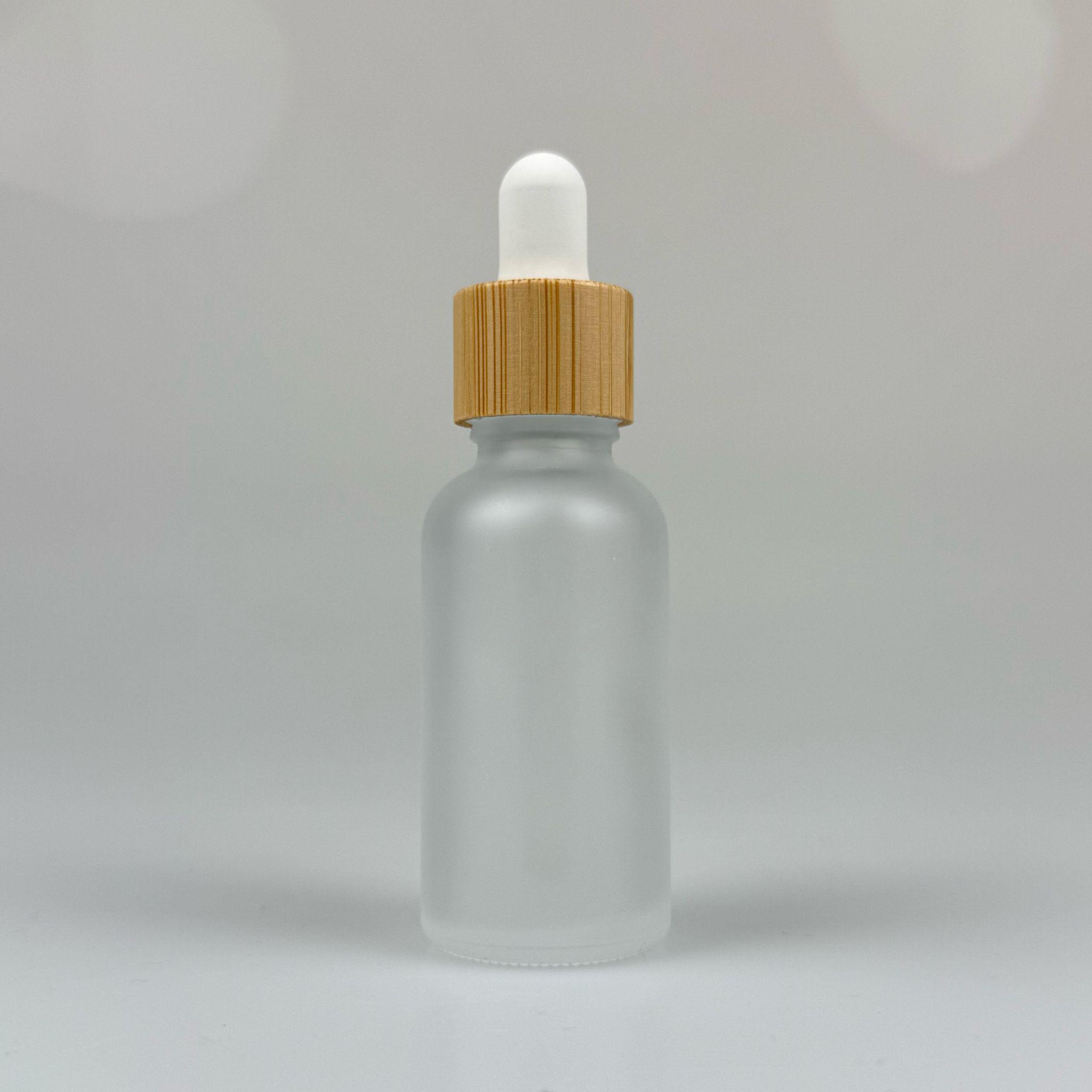 30 CC BUZLU CAM DAMLALIKLI ŞİŞE - BEYAZ EMZİK - BAMBU AHŞAP KAPAK - 30 ML BAMBU KAPAKLI CAM DAMLALIKLI ŞİŞE