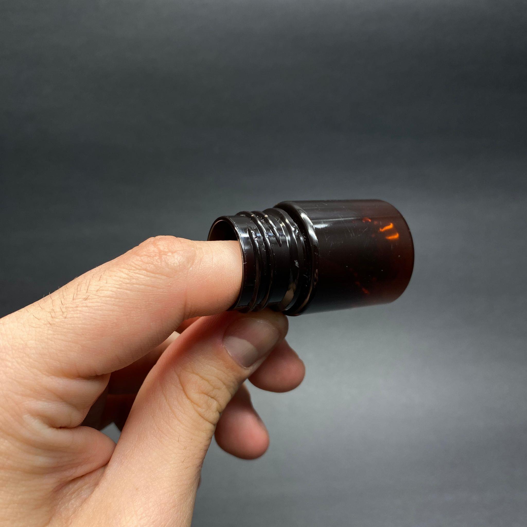 15 CC AMBER PET KAVANOZ - SİYAH KAPAKLI - 15 ML GENİŞ AĞIZLI PET ŞİŞE - MİNİK NUMUNE KAVANOZU - UFAK PLASTİK KAVANOZ