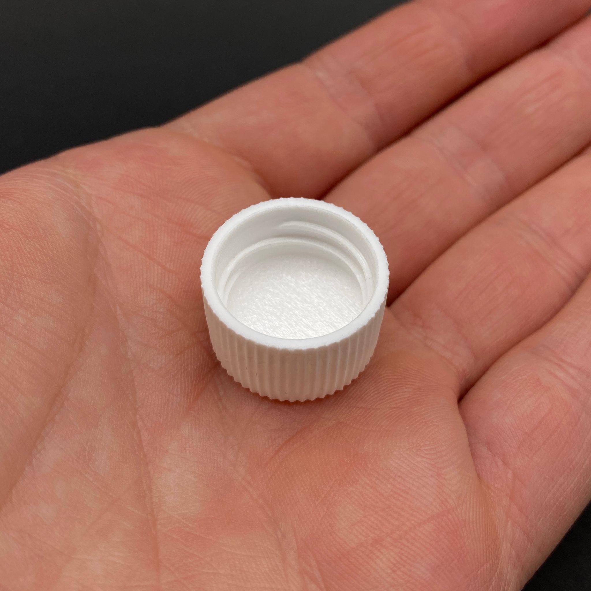 18 MM VİDALI BEYAZ KAPAK - YENİ MODEL - 18 MM PLASTİK KAPAK BEYAZ - KÖPÜK CONTALI