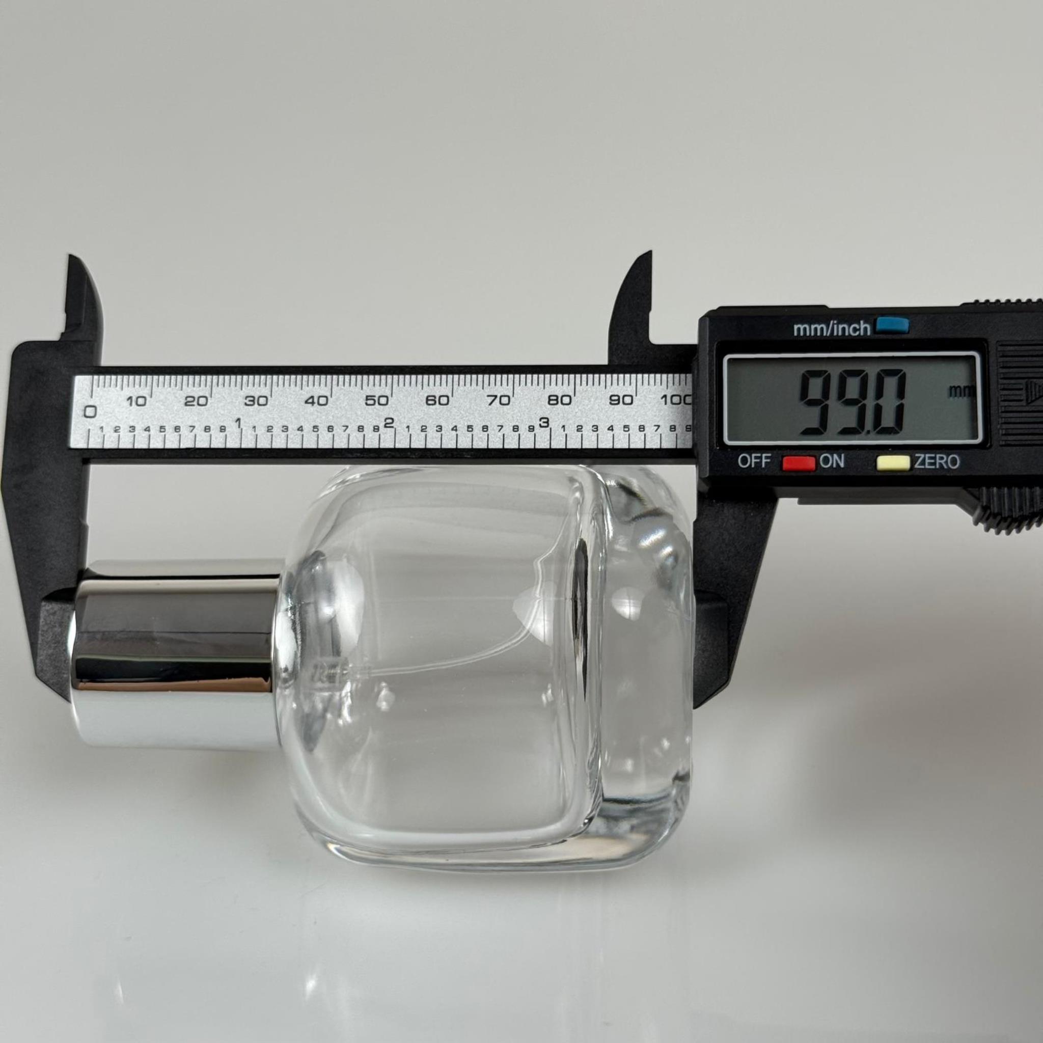 100 ML SİLİNDİR MODEL CORE PARFÜM ŞİŞESİ + SİYAH METAL SPREYLİ + GÜMÜŞ GENİŞ KAPAKLI (AĞIZ 15 MM GEÇME KOLAY KAPAMA)