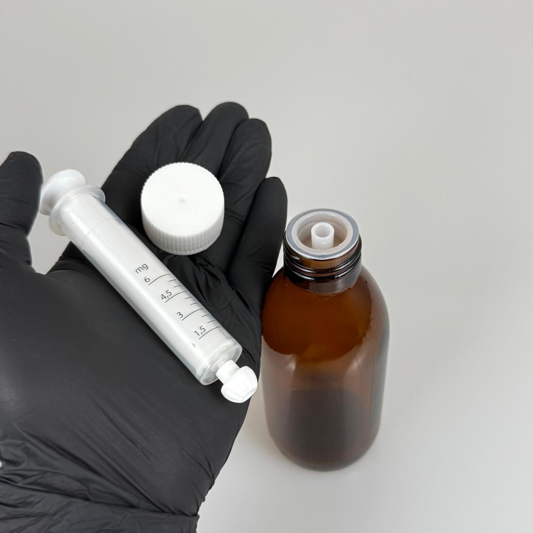 150 ML CAM ECZA ŞİŞESİ + 6 ML DOZAJ PİPETİ + DOZAJ TIPASI + CONTALI PLASTİK KAPAK TAKIM