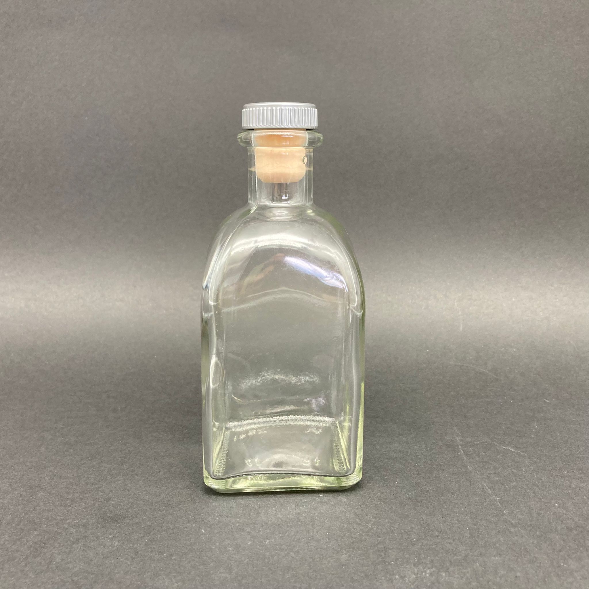 250 CC FRASK KÖŞELİ CAM ŞİŞE GRİ MANTAR TIPALI - 250 ML FRASK KARE ŞİŞE - MANTAR TIPALI TAKIM